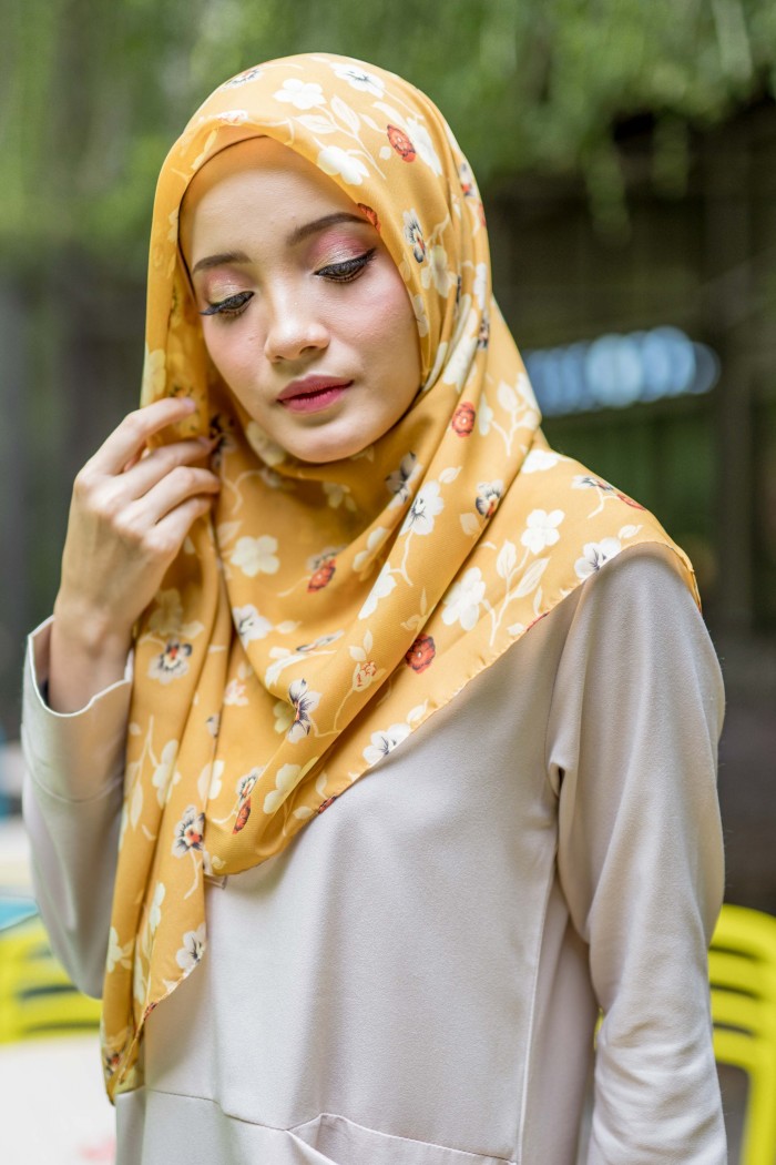 PRINTEQ SQUARE- MUSTARD IXORA