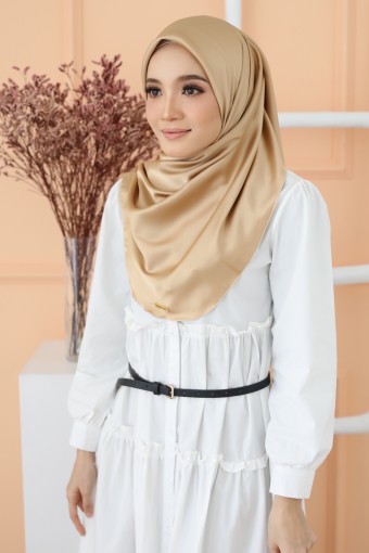 PREMIUM CURVE SATIN- HONEY