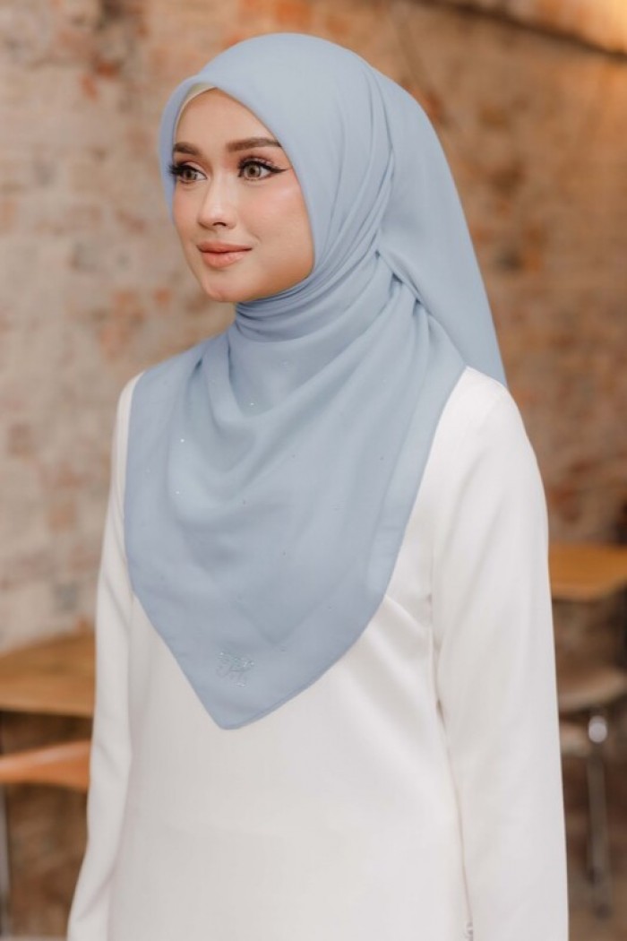 BAWAL DIAMOND LUXE BIDANG 48 - LEVIS