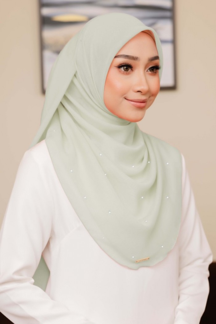 GREEN TEA - BAWAL CURVE DIAMOND BIDANG 48